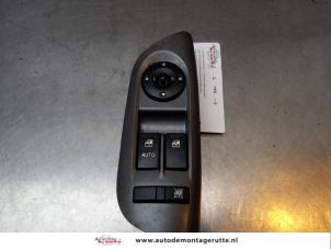 O162747 Gebruikte schakelblok ruiten Hyundai Coupe