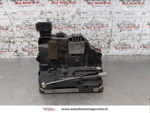 O162851 Gebruikte slotmechaniek portier 4deurs rechts-achter Fiat Punto Grande