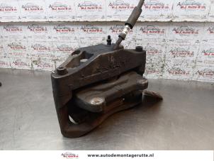 O162868 Gebruikte remklauw (tang) rechts-voor Volvo XC90