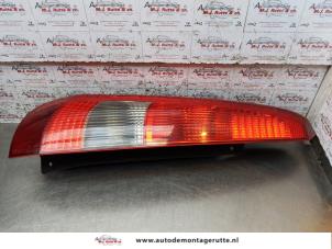 O162896 Gebruikte achterlicht links Ford Fiesta