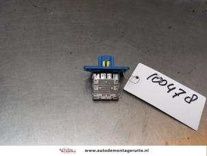 O163025 Gebruikte kachel weerstand Hyundai Accent