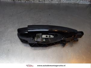 O163251 Gebruikte deurgreep 4deurs rechts-voor Opel Corsa