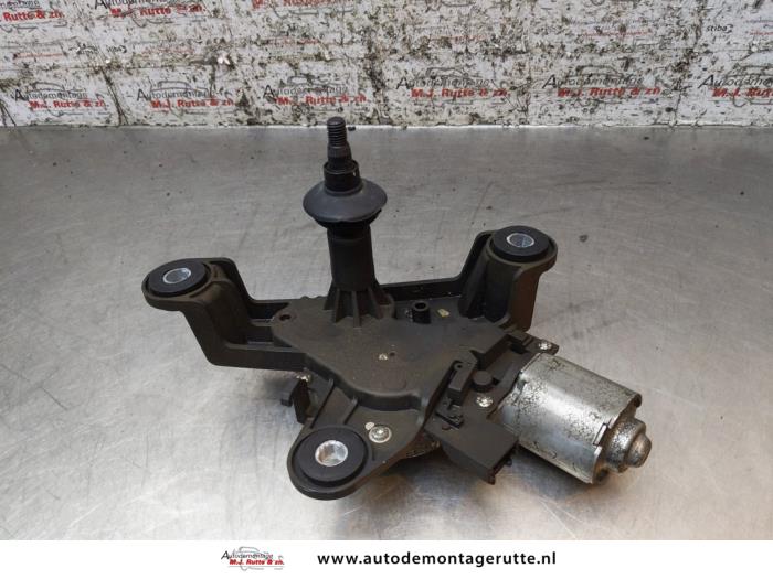 Gebruikte Ruitenwissermotor achter Opel Corsa O163252
