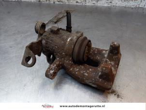 O163341 Gebruikte remklauw (tang) links-achter Opel Meriva