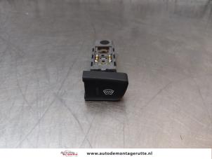 O163393 Gebruikte voorruitverwarming schakelaar Kia Carens