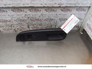 O163437 Gebruikte schakelblok ruiten Volkswagen Golf