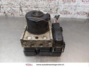 O163513 Gebruikte abs pomp Ford Fiesta