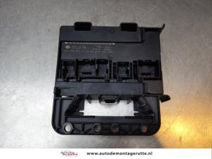 O163581 Gebruikte comfort module Volkswagen Golf