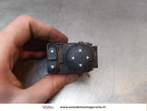 O163718 Gebruikte spiegel schakelaar Ford KA