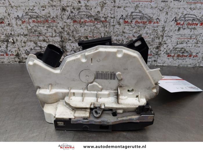 Gebruikte Portierslot Mechaniek 4Deurs rechts-voor Skoda Fabia O163799