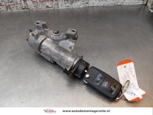 O163826 Gebruikte kontaktslot+sleutel Skoda Fabia