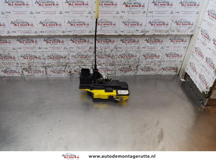 Gebruikte Slotmechaniek Portier 4Deurs links-achter Volvo S60 O163896