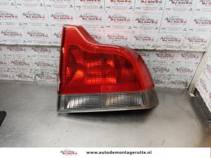 O163898 Gebruikte achterlicht rechts Volvo S60
