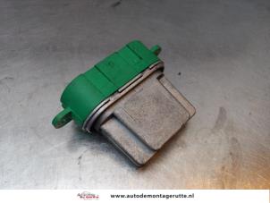 O163954 Gebruikte kachel weerstand Renault Espace