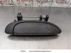 O163992 Gebruikte portiergreep 4deurs rechts-voor Renault Clio