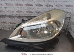 O164010 Gebruikte linker koplamp Renault Clio