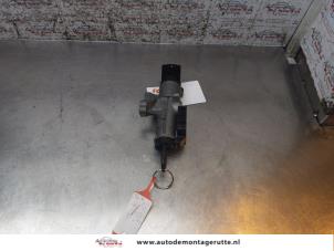 O164015 Gebruikte sleutel+contactslot Chevrolet Spark
