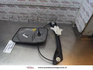 O164026 Gebruikte raammechaniek 4deurs links-achter Skoda Fabia