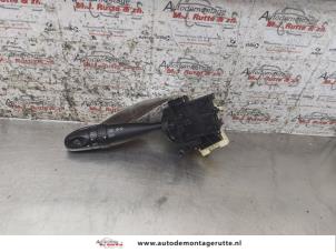 O164073 Gebruikte knipperlicht schakelaar Nissan Pixo