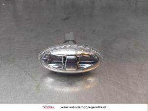 O164100 Gebruikte knipperlicht scherm rechts-voor Citroen C3 Picasso
