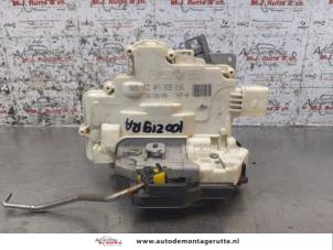 O164110 Gebruikte portierslot mechaniek 4deurs rechts-achter Audi A3
