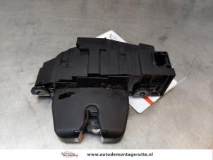 O164130 Gebruikte slotmechaniek achterklep Citroen C3 Picasso
