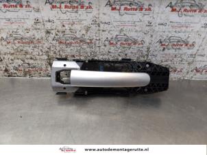 O164529 Gebruikte deurgreep 4deurs links-voor Volkswagen Polo