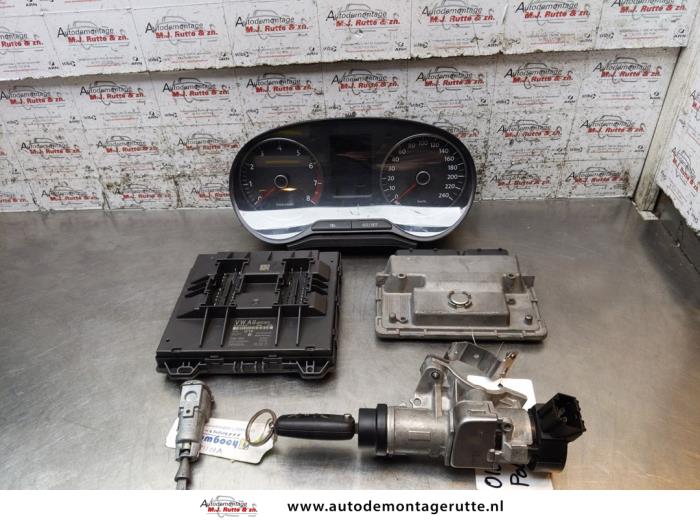 Gebruikte Contactslot + computer Volkswagen Polo O164575