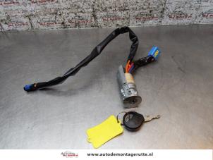 O164614 Gebruikte kontaktslot+sleutel Peugeot 206