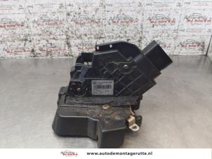 O164692 Gebruikte slotmechaniek portier 4deurs rechts-achter Ford S-Max