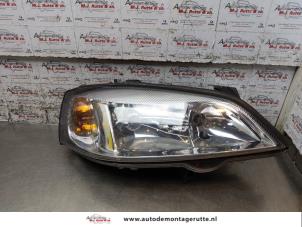 O164723 Gebruikte rechter koplamp Opel Astra