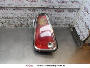 O164751 Gebruikte achterlicht links Mini Cooper
