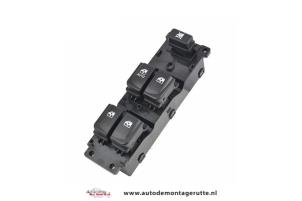 O9990000104 Nieuwe schakelblok ruiten Hyundai I20