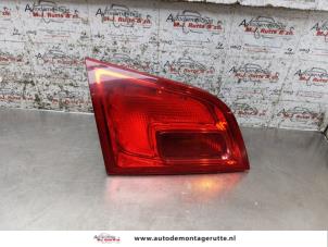 O165101 Gebruikte achterlicht links Opel Astra