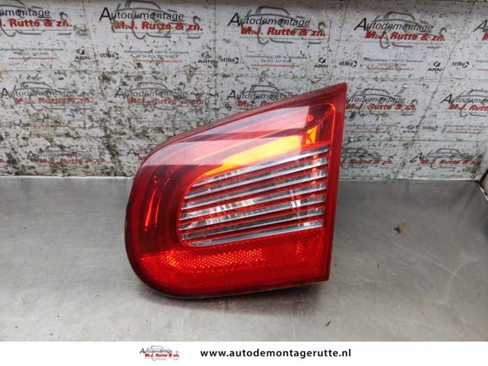 Gebruikte Achterlicht rechts Volkswagen Eos O165135