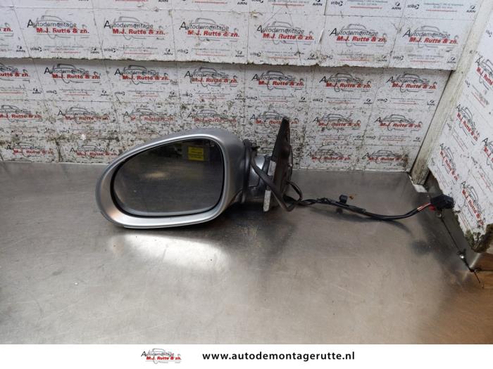 Gebruikte Buitenspiegel links Volkswagen Eos O165136