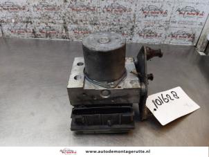 O165207 Gebruikte abs pomp Mercedes Sprinter