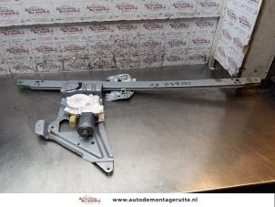 O165222 Gebruikte ruitmechaniek 2deurs rechts-voor Mercedes Sprinter