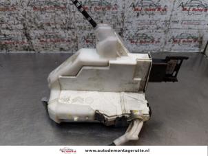 O165262 Gebruikte portierslot mechaniek 4deurs rechts-voor Citroen C3
