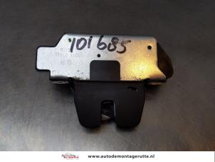 O165270 Gebruikte achterklep slotmechaniek Citroen C3