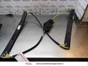 O165304 Gebruikte raammechaniek 4deurs rechts-voor Audi A4