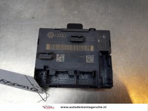 O165311 Gebruikte module centrale deurvergrendeling Audi A4