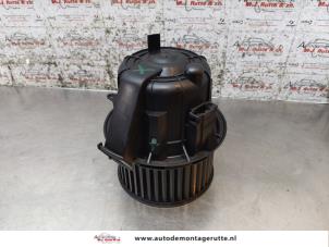 O165330 Gebruikte kachel ventilatiemotor Citroen C3