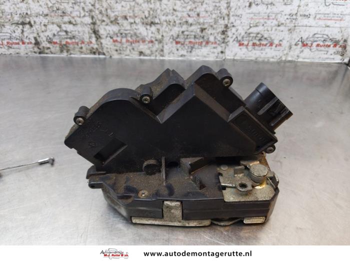 Gebruikte Portierslot Mechaniek 4Deurs rechts-achter Smart Forfour O165336