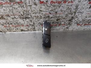 O165385 Gebruikte centrale deurvergrendeling schakelaar Mercedes C-Klasse