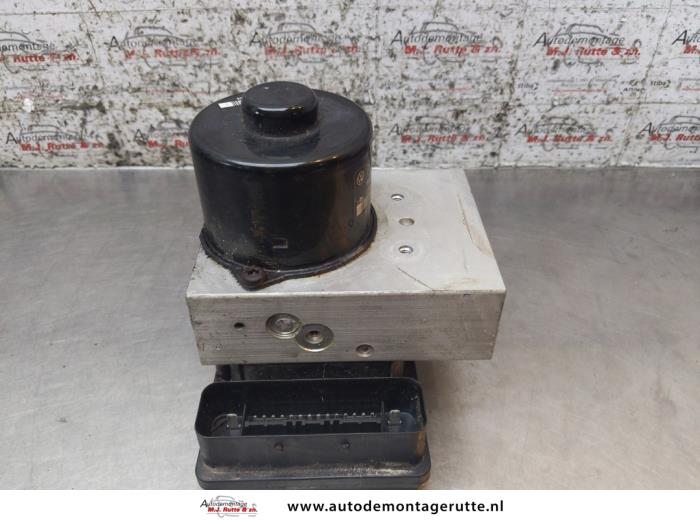 Gebruikte ABS Pomp Volkswagen Touareg O165406