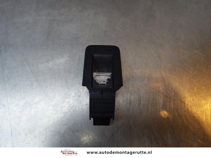 Gebruikte Elektrisch Raam Schakelaar Volkswagen Touareg O165414