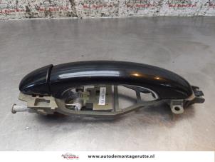 O165421 Gebruikte deurgreep 4deurs links-achter Volkswagen Touareg