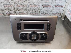 O165475 Gebruikte radio Alfa Romeo Mito