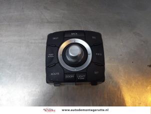 O165551 Gebruikte multi media regelunit Renault Laguna